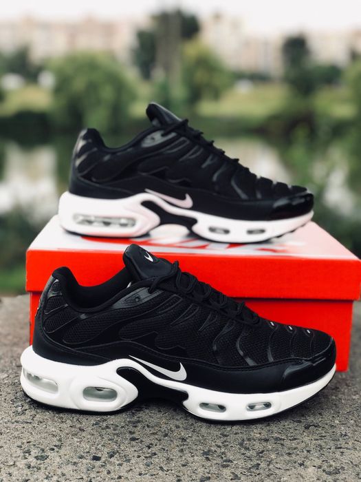 Красовки найк тн / мужские  кросовки  Nike Air Max TN Plus Black/White Кроссовки Найк тн / летние мужские красовки найк