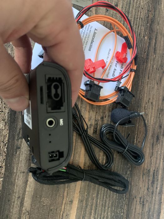 Audi A6C6, A8, Q7 з MOST МР3 адаптер usb/ aux/ bluetooth аудіо