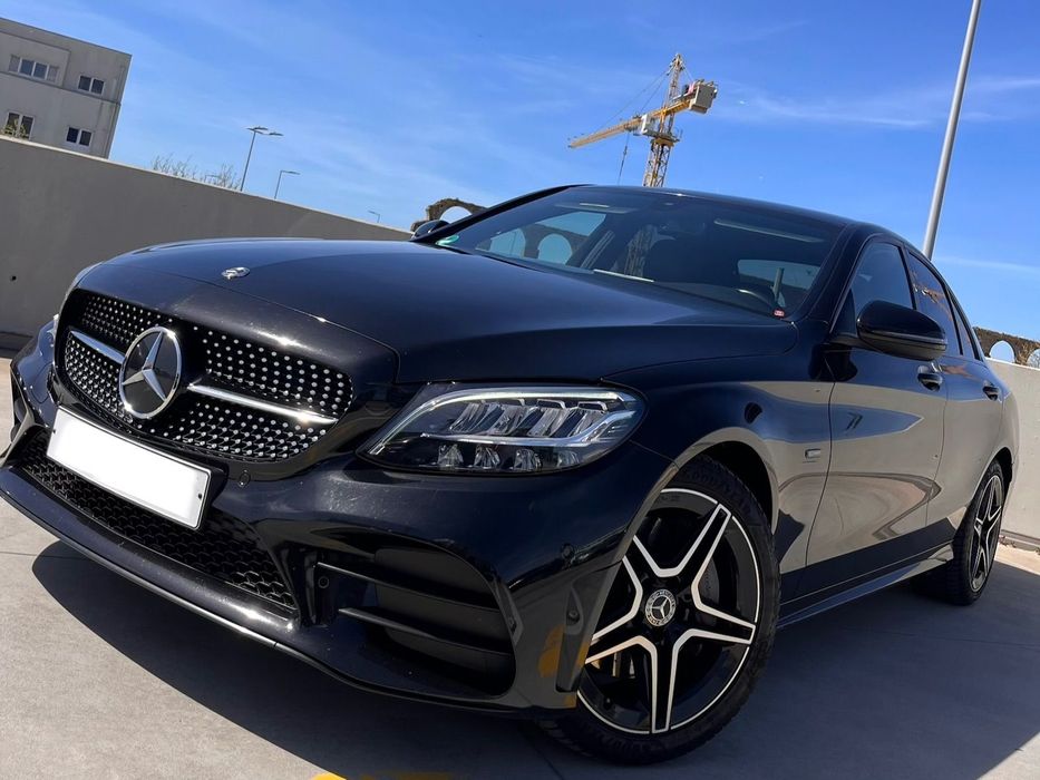 Mercedes-Benz C 300 e 9G-TRONIC AMG Line