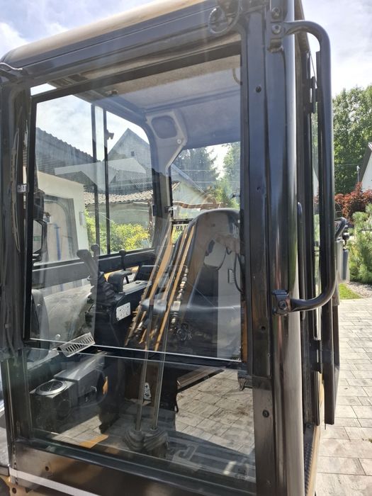 Minikoparka Cat 302.5 Faktura VAT Marża