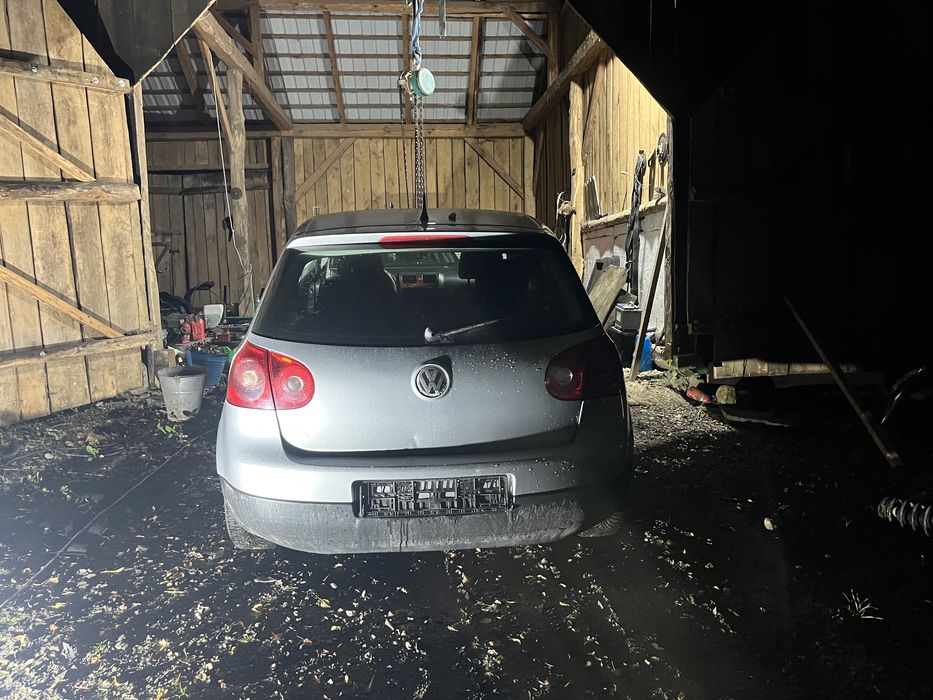 Розборка VW GOLF 5 шрот гольф 5 запчастини гольф V