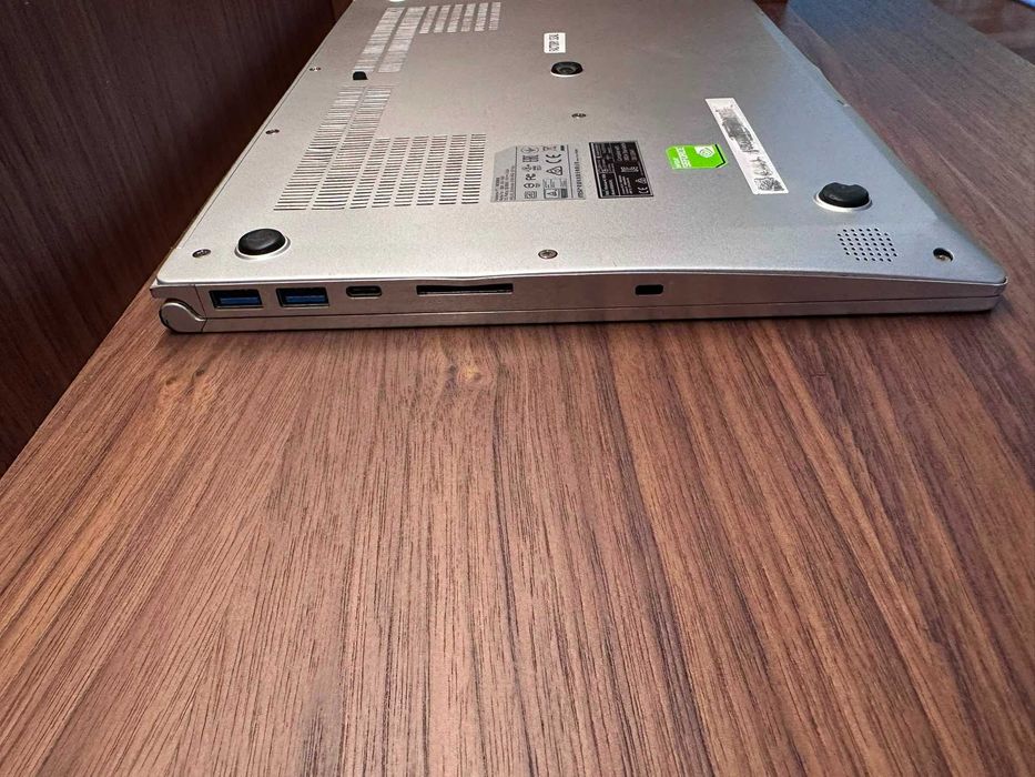 Computador Portátil MSI Prestige PS42 Modern 8RA | i7-8565U | 16GB RAM | SSD 512GB | MX250 2GB