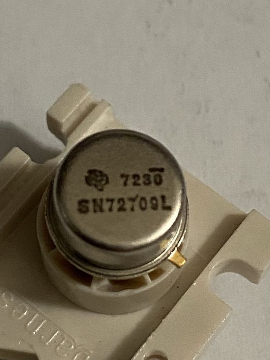 Wzmacniacz operacyjny SN72709L Texas Instruments (uA709) – Zestaw 5 szt. z 1972 roku!