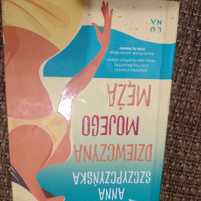 Książka pod tytułem Dziewczyna mojego męża