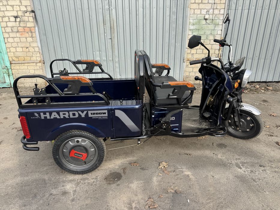 Вантажний електротрицикл Corso Hardy 4 місця 1200W графен 60V/38Ah