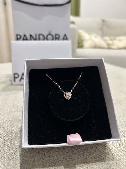 Colar pandora rosa dourado