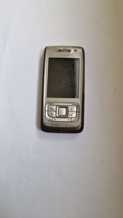 Telefon Nokia  E65