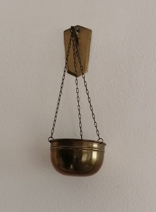 floreira de latão de parede