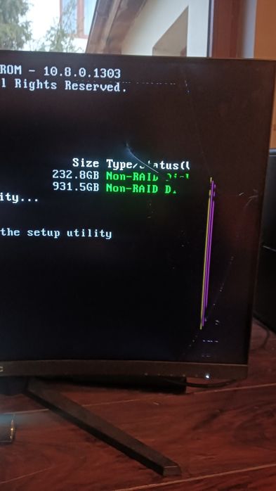 Monitor gamingowy AOC 32 cale CQ32C4VE , delikatnie zbita matryca