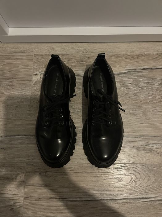 Buty lakierowane