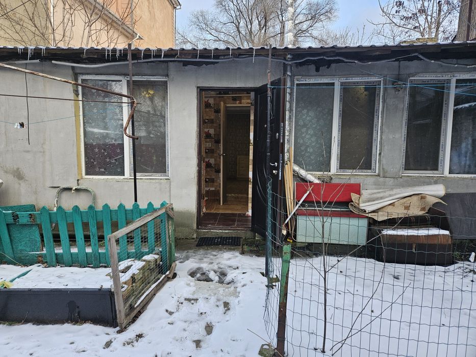 От Хозяина. Сдам 2 комнатный частный дом. Михайловская