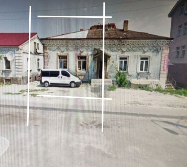 Терміново продається одна четверта будинку, дворівнева.