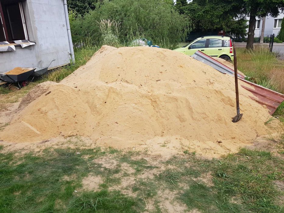 Oddam ziemię piasek bez zanieczyszczeń gruzu itp. Luzino