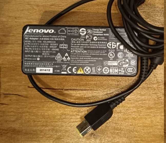 Transformador Lenovo 20V