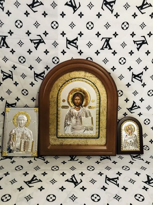 Иконы новые в упаковке