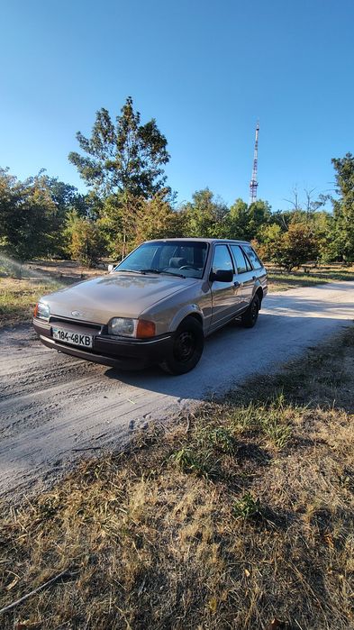 Ford Escort 1986р