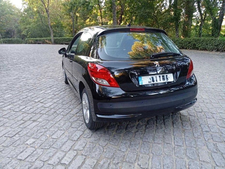 peugeot 207 1.4 hdi comercial