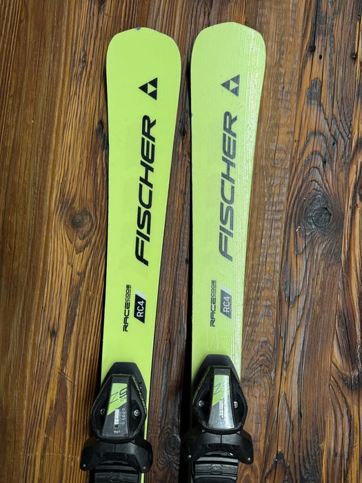 Narty Fischer RC4 WC JR FIS 115 cm + kije GRATIS
