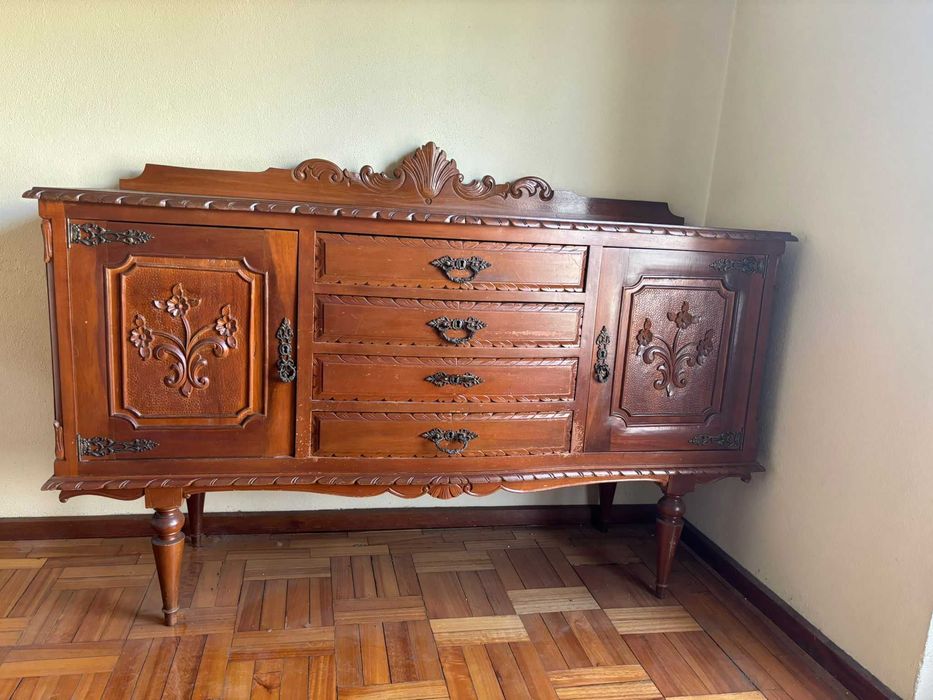 móveis vintage/clássicos