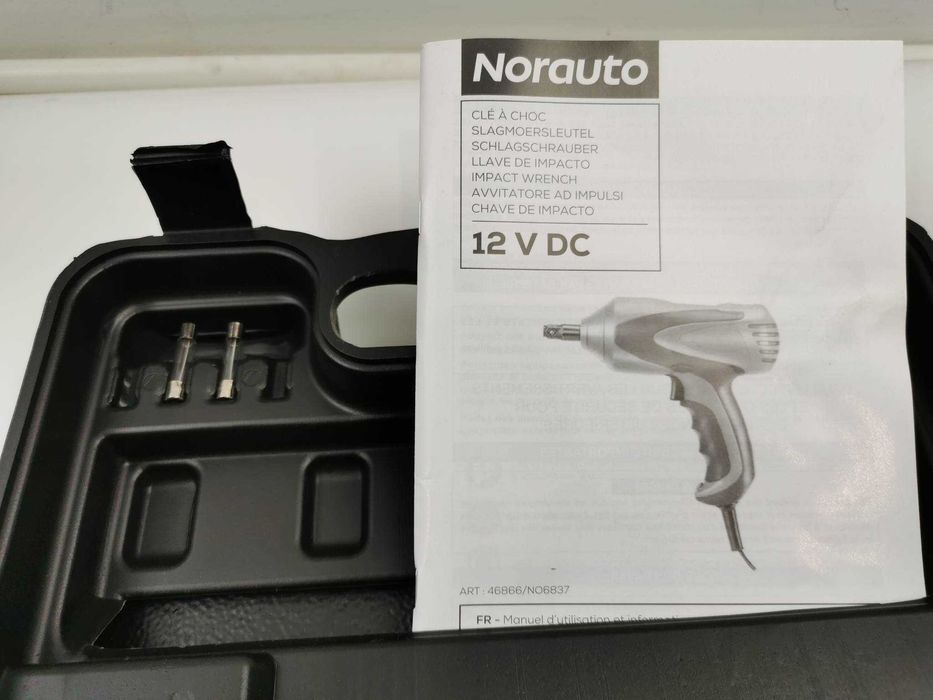 Klucz udarowy NORAUTO 300Nm 12V1/2 2 nasadki