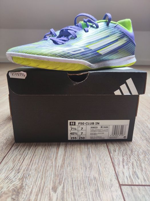 Halówki Adidas F50 CLUB IN rozmiar 40 i 2/3