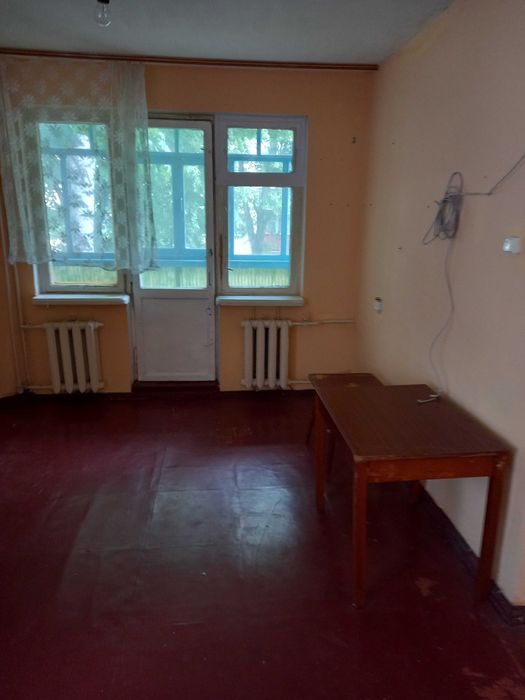 здам 1-ю в центре р-нВала без мебели 2єт5єт