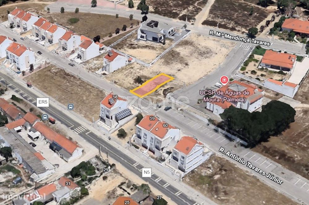 Terreno com alvará de loteamento em Palmela