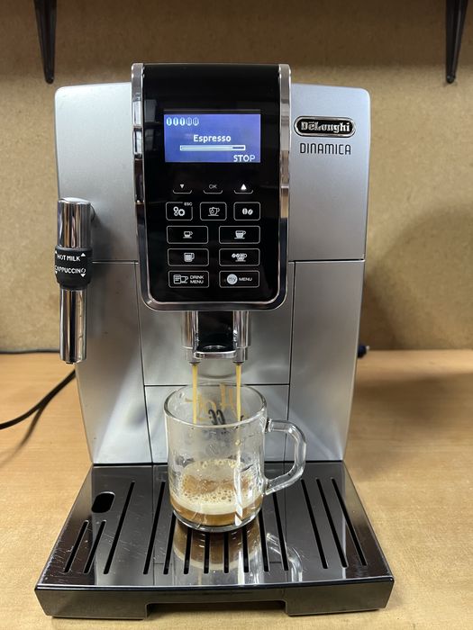 Кавоварка Delonghi Dinamica