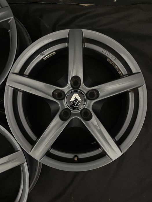 Диски R16 5x114.3 Et48 7J. Renault Trafic 3 Megane Scenic Duster Kaptur Talisman Mazda 3 6 Hyundai Sonata Kona Elantra Tucson KIa Niro Soul Ceed K5