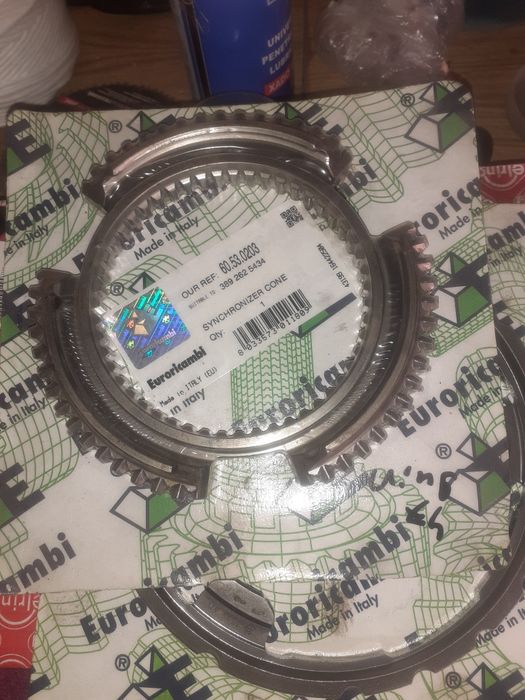 Срочно продам синхронизатор новый тильки кривий рог