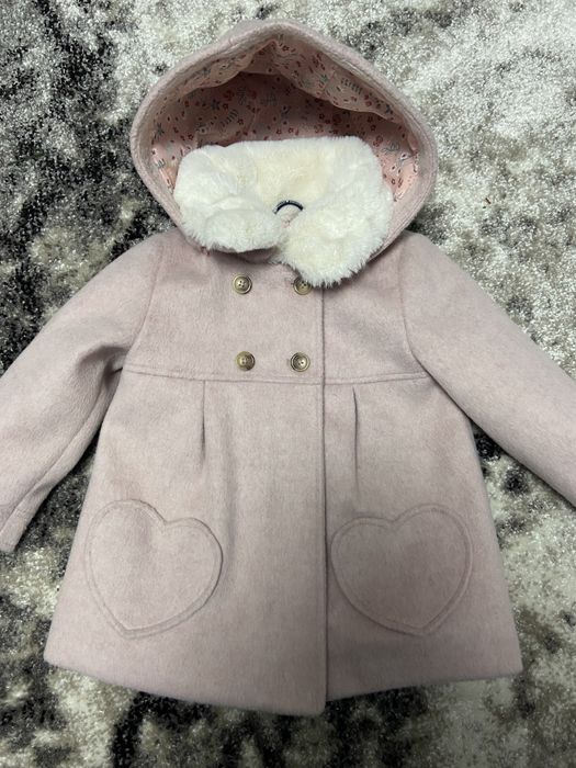 Плащик для дівчинки