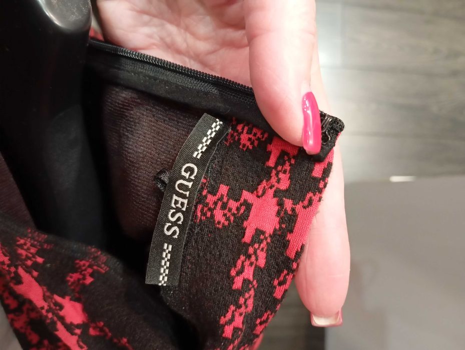 Крутое брендовое платье GUESS, новое суперцена!
