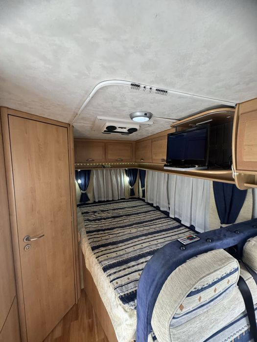 Autocaravana de 2006 de 6 lugares com Muitos Extra