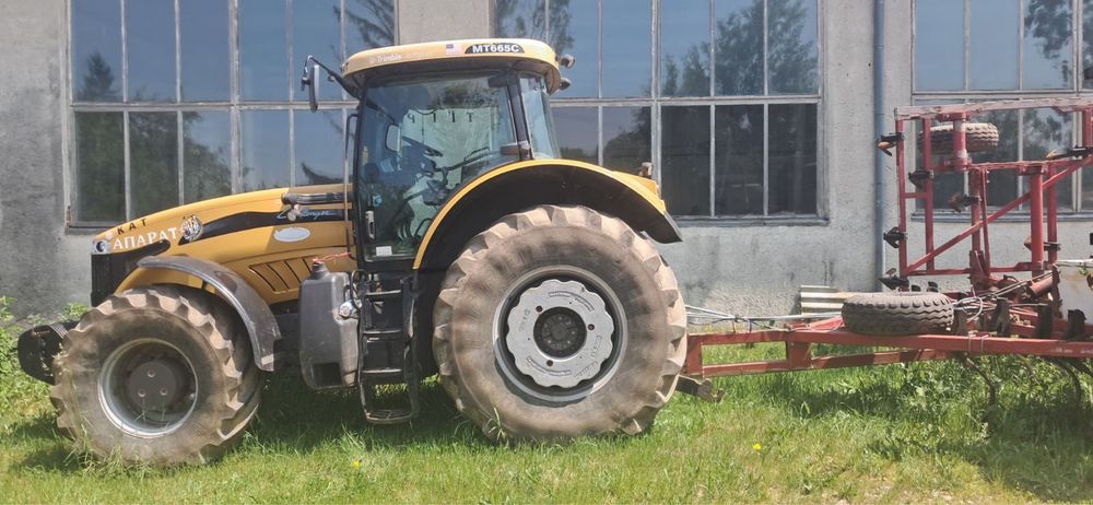 Трактор Challenger MT 665 C