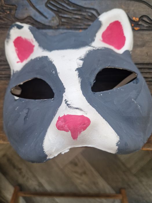 Therian mask for beginers