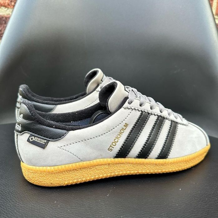 Adidas stockholm: 2 500 грн. - Кроссовки для города Ильинцы на Olx