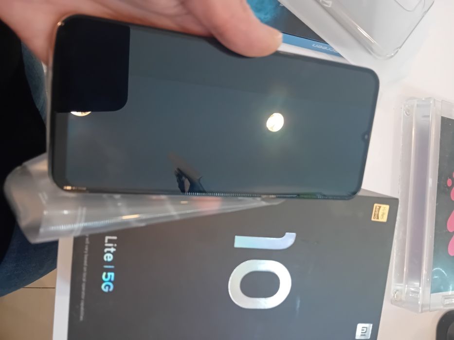 Tani smartfon Xiaomi Mi 10 Lite 5G 6/64GB NOWY + akcesoria