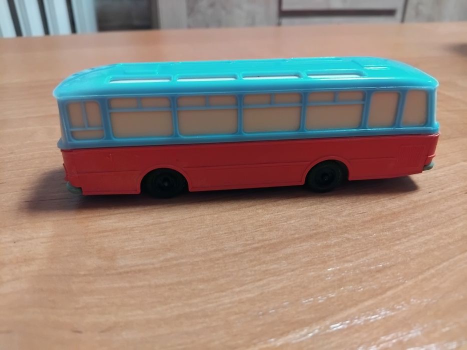 Model autobusu kioskowiec