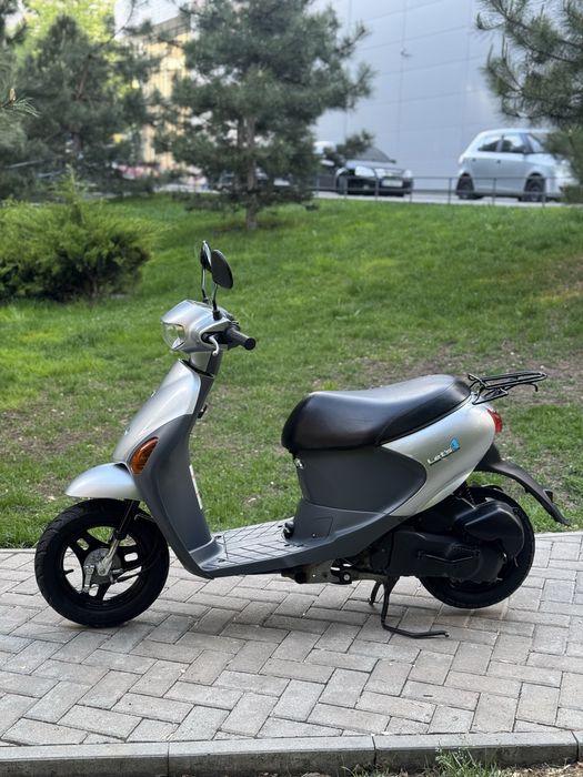 Скутер,мопед Suzuki Lets 4 Інжектор Контейнер