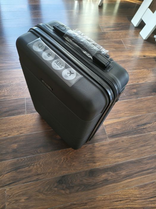 Walizka Puccini czarna