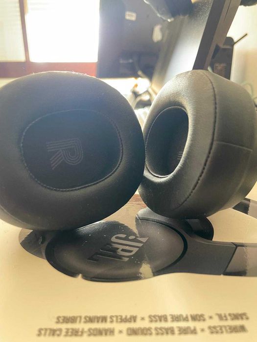 Fone JBL Tune 720BT – Pouco Usado