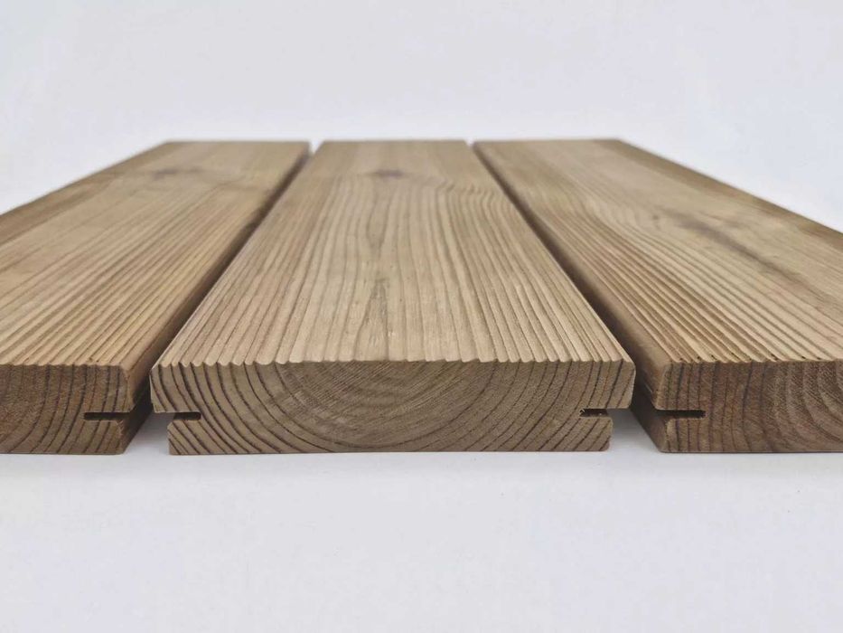 Thermo sosna szczotkowana 26x140 mm taras