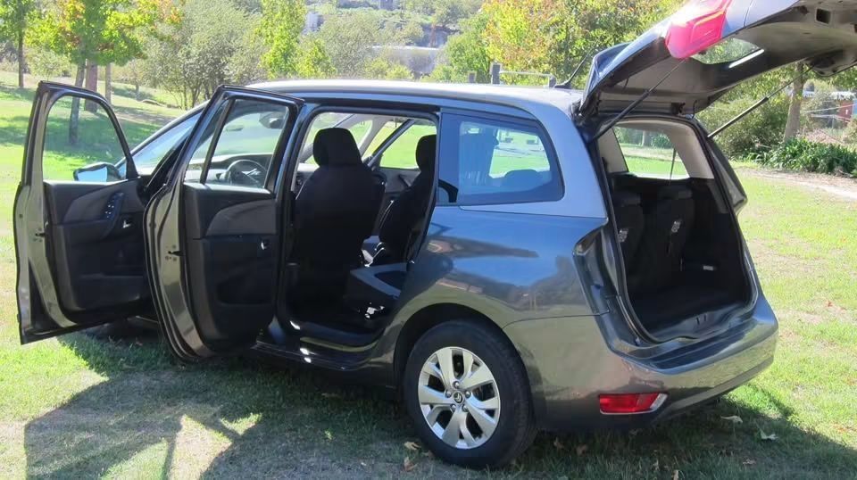 Citroën C4 Grand Picasso — photo 2