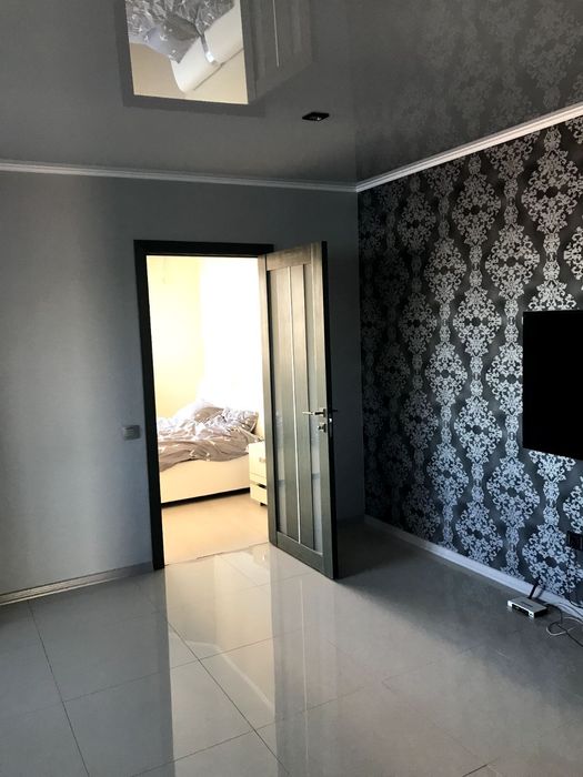 Унікальна простора 2к з хорошим ремонтом є тепла підлога1240