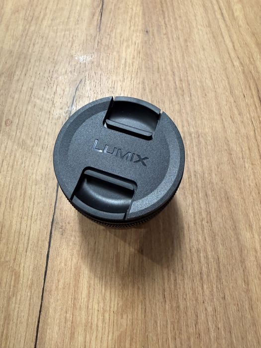 Obiektyw Panasonic 18-40