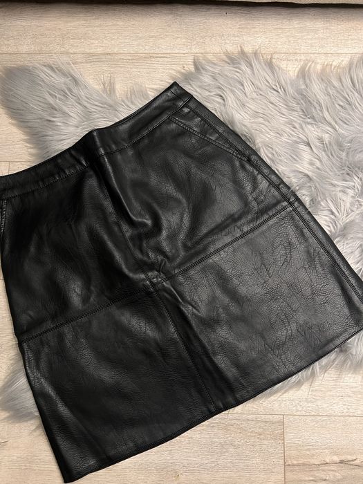 Шкіряна юбка
