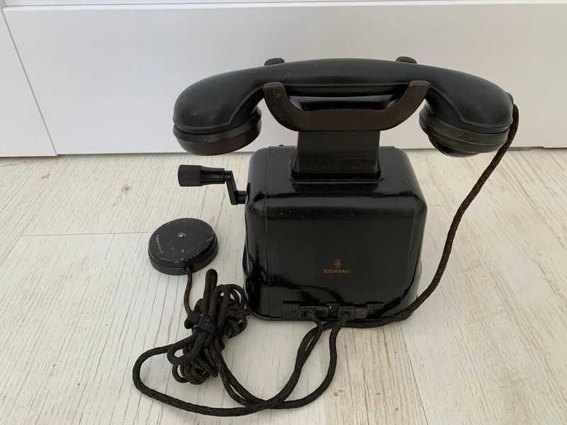 Stary bakelitowy telefon z korbką loft Siemens