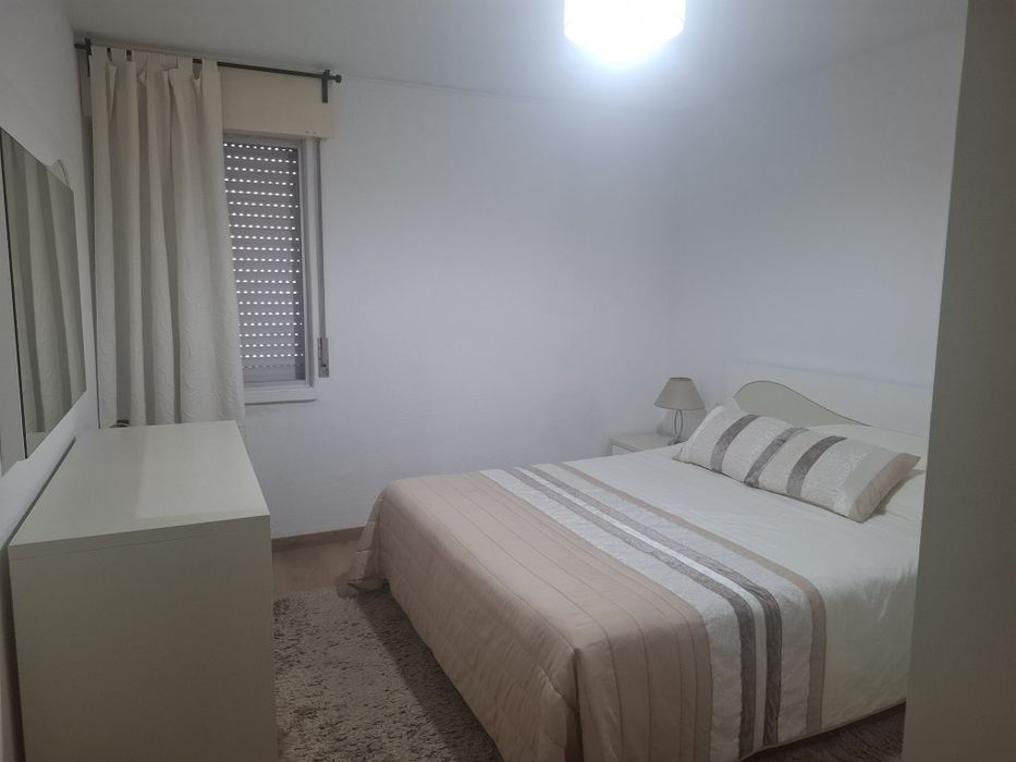 Aluga-se quarto Lisboa.