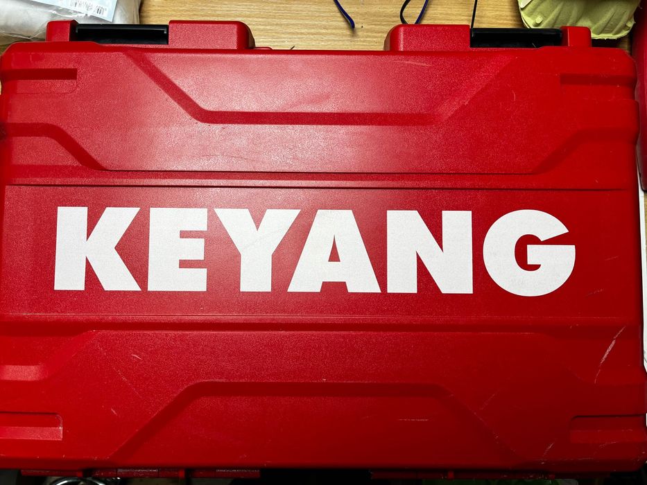 OKAZJA Nowy młot udarowy Keyang PHD-30A 800W+walizka+3 skuwaki Heller