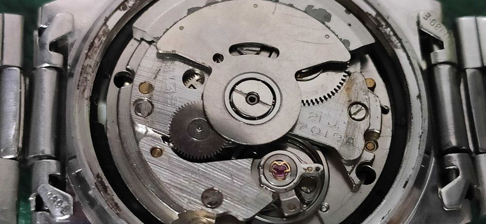 Relógio antigo Seiko 5 automático